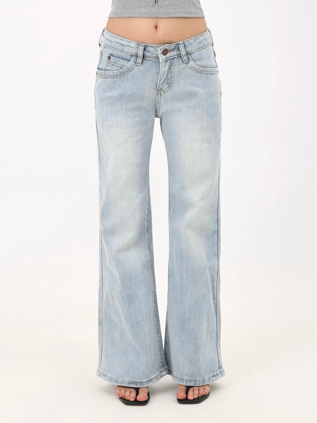 Mid-to-Low Rise Slub Stretch Slightly Flared Washed Denim Jeans
