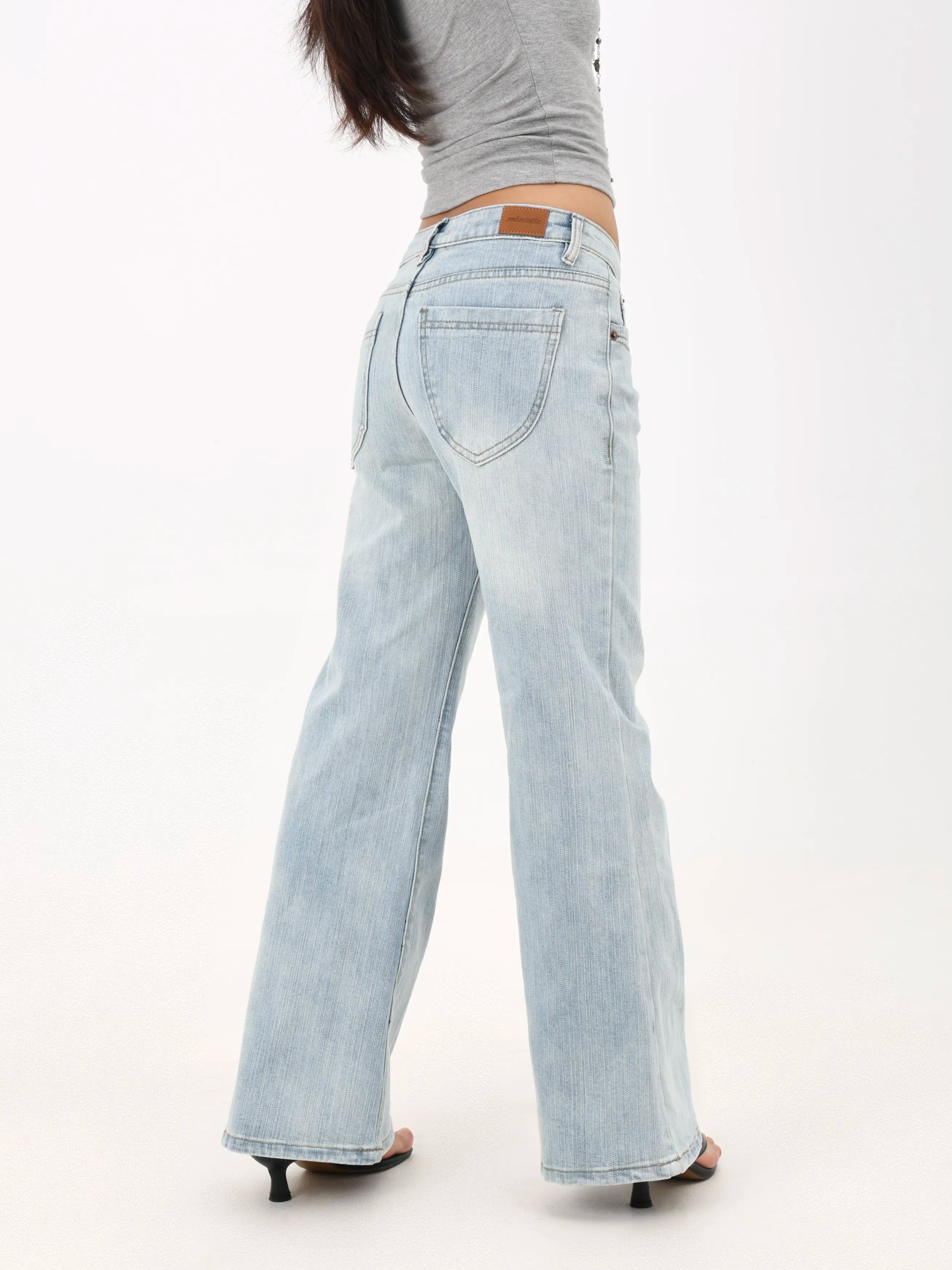 Mid-to-Low Rise Slub Stretch Slightly Flared Washed Denim Jeans